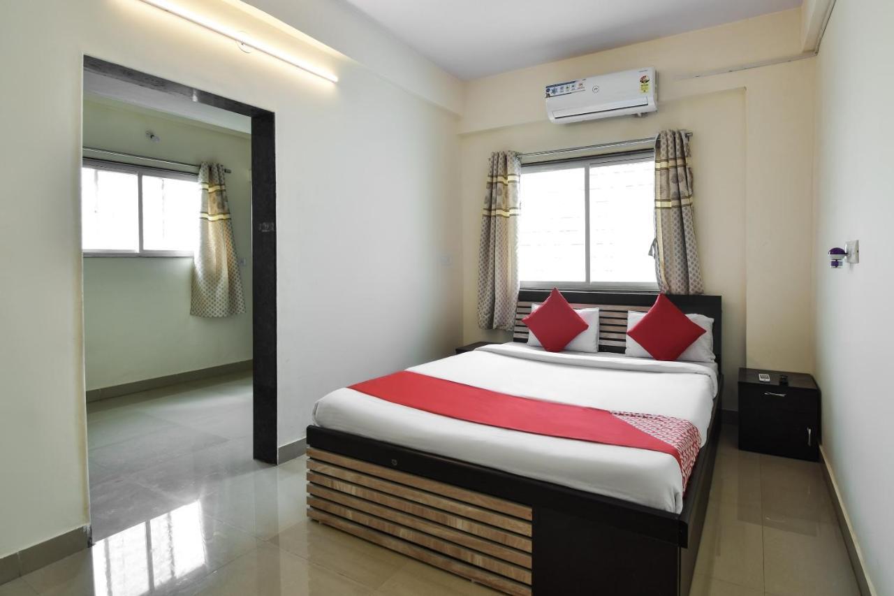 Hotel O Felicita Inn Near Seasons Mall Kharadi Ngoại thất bức ảnh
